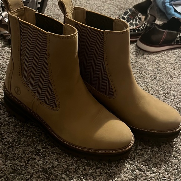 Timberland Boots - Picture 1 of 2